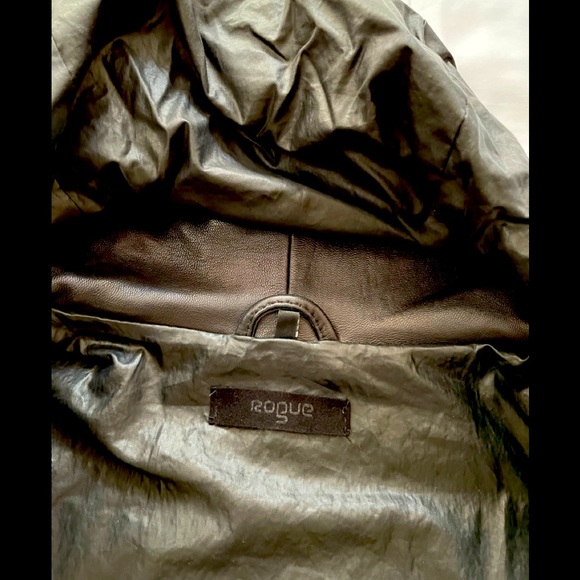 Authentic Leather Hooded Jacket - Picture 10 of 12